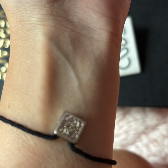 Loewe Silver Charm & Dustbag - Picture 4 of 10